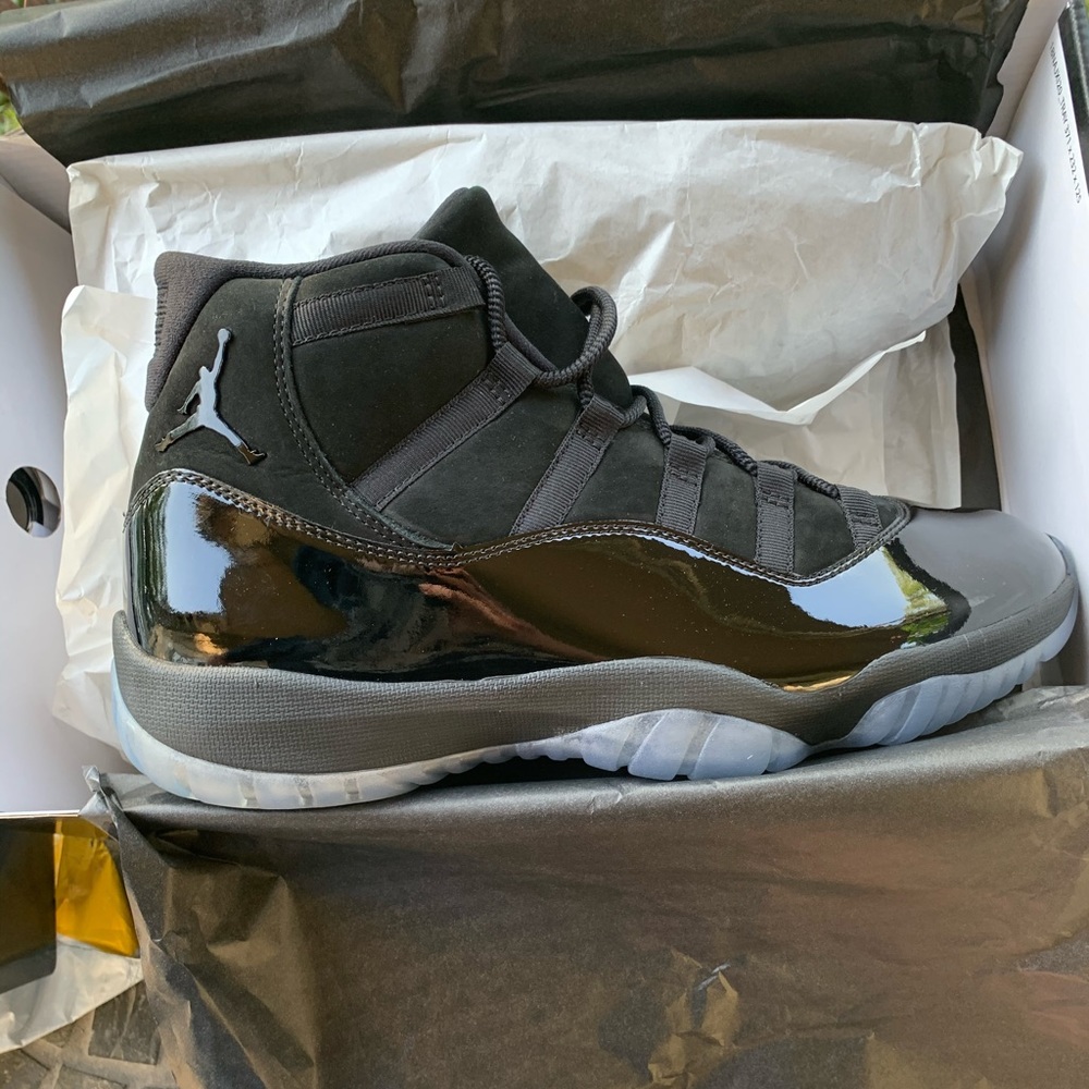 Jordan 11 cap and gown